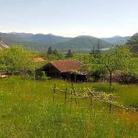 Al Mutpron 3* Casale Corte Cerro