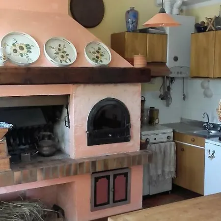 Frühstückspension Al Mutpron Casale Corte Cerro