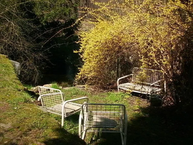 Al Mutpron Oda ve Kahvaltı 3*